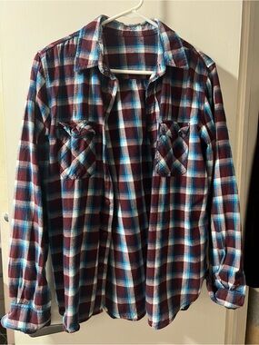 Men's Plaid Button-Up Flannel Shirt in Burgundy and Blue